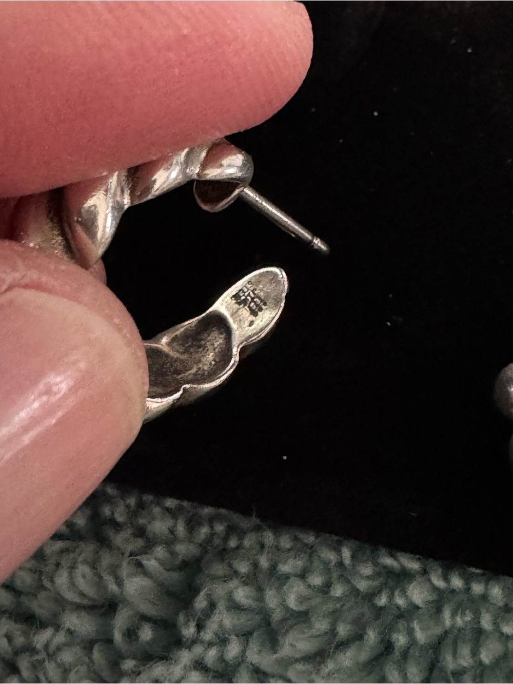 Authentic James Avery Sterling Silver Half Twist Hoop Earrings - Picture 3 of 4
